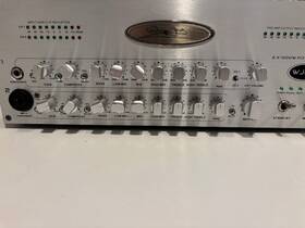 Wayne Jones Wjba2000 Audio Bass Amplifier