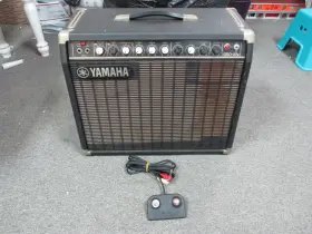 G50-112 Yamaha Ii Combo Guitar Amplifier - 2 Channels -test Working