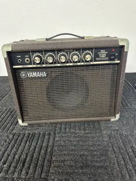 Jx15 Yamaha Guitar Amplifier 100v 18w 50/60hz