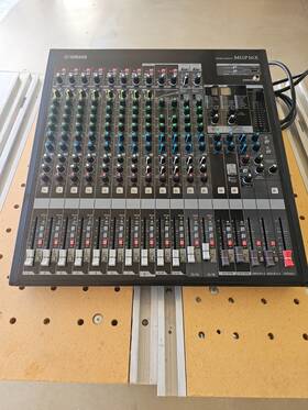Yamaha Mgp16x 16-channel Mixer Mixing Board Console Hybrid Analog/digital Fx