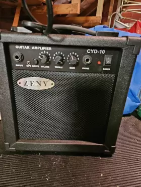Cyd-10 Zeny Black 10-watt Guitar Amp