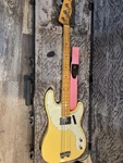 Fender Vintera Ii '70S Telecaster Bass Vintage White 197881321376 Rf Used. Price: $1150.00.