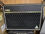 Vox V9320 Cambridge 30 Reverb Twin Dual Blue Celestions Tremolo Used. Price: $350.00.