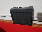 Mini Guitar Amp And Various Burswood 6 Battery Powered Usato. Price: $75.47.