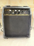 Gibson GM-05 Maestro Practice Guitar Amplifier Speaker 8 Watt Euc Used. Price: $31.20.