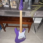 Kramer Focus VT-211S Electric Guitar Purple Solid Body 6 String Maple Neck Used. Price: $260.00.