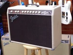 Fender Supersonic 22 Tube Guitar Combo Amp With Footswitch Used. Price: $799.95.