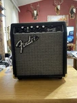 Fender Frontman 10G 10-WATT Guitar Amplifier Black Used. Price: $40.00.