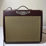 Traynor YCV20 Custom Valve Tube Combo Amp W/ Celestion G12M + Footswitch Used. Price: $424.44.