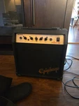 Epiphone Studio 10S Guitar Amplifier 19W Electric Practice Used. Price: $34.99.