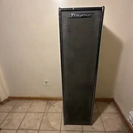 Traynor YSC-2 Colume Speakers Used. Price: $290.00.