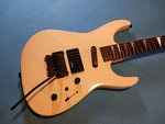 1991 Mij Charvel/jackson SDK-105-HH Super Dinky JE1000TG Pre-amp New Gig Bag Used. Price: $1499.00.