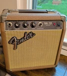 Fender SA-10 Acoustic Guitar Amp Compact Tested 10W Classic Style Very Good Con Used. Price: $55.00.