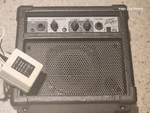 Amplifier Peavey Rockmaster G-t 5 Portable / 9 Volt Ac Power Used. Price: $27.99.