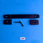 Fender Rumble 15 Bass Guitar Amp Pr 497 Genuine Part: Carrying Handle W/screws Used. Price: $8.90.