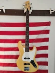 Kona Jazz Style 4 String Electric Bass Guitar Rh Natural Finish Pre-owned Used. Price: $209.00.