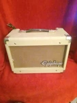 Epiphone Studio Acoustic 15C Guitar Amplifier Powers Used. Price: $37.50.