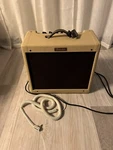 Blues Junior Fender 2231500013 Tube Combo Amp, 15W - Light Brown Used. Price: $550.00.